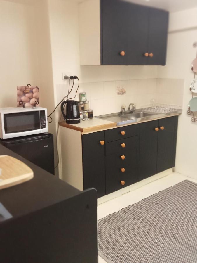 Bronnies Place Hotell Gatton Eksteriør bilde